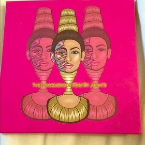 The Masquerade Mini by Juvia’s